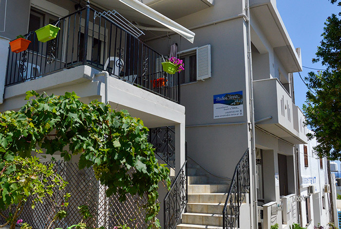 Anna Studios Exterior View